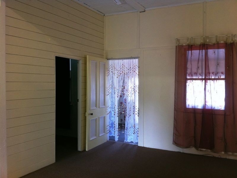 10 Dryden Street, Alpha QLD 4724
