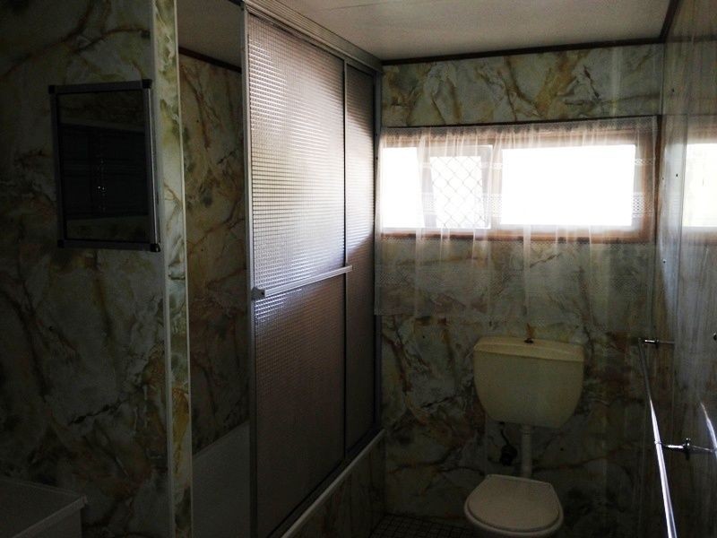 3/156 Crane Street, Longreach QLD 4730