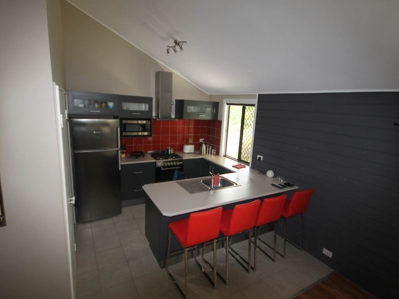 Kooralbyn QLD 4285