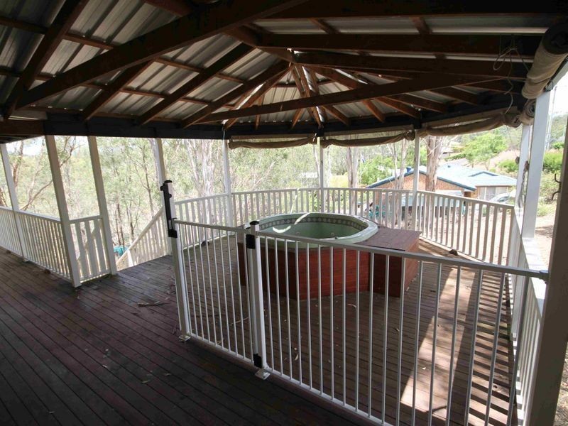 77-79 Scarvell Place, Kooralbyn QLD 4285