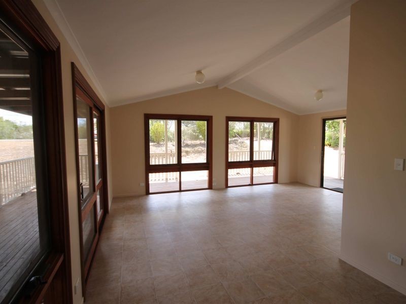 77-79 Scarvell Place, Kooralbyn QLD 4285