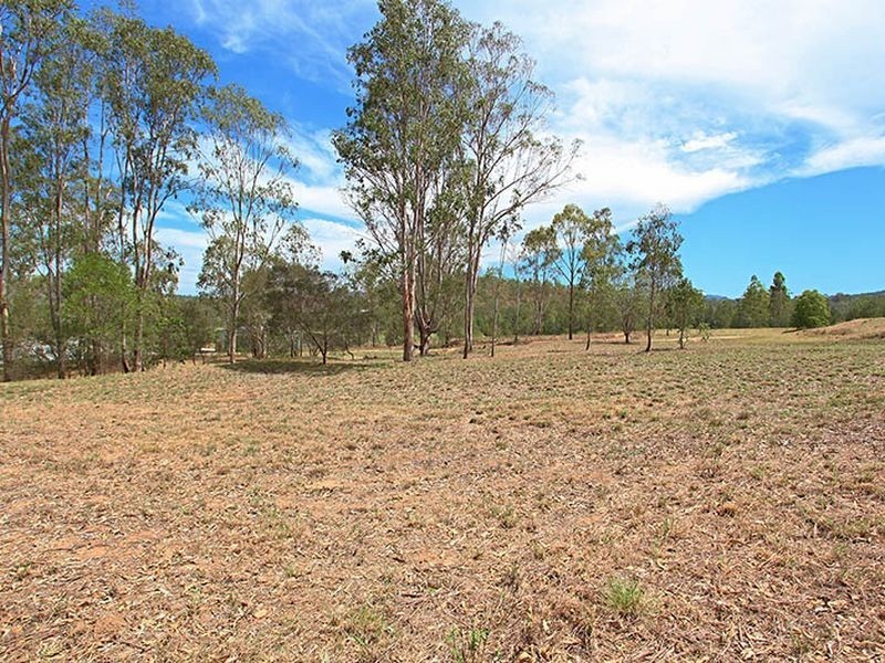 298-306 WELLINGTON BUNDOCK DRIVE, Kooralbyn QLD 4285