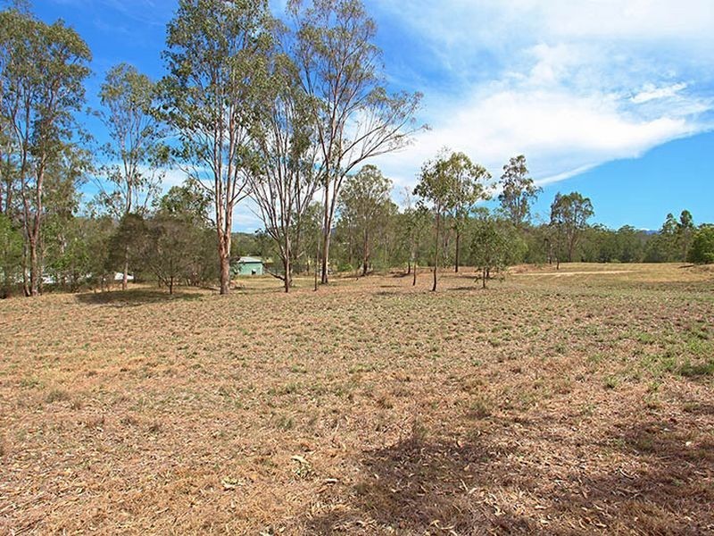 298-306 WELLINGTON BUNDOCK DRIVE, Kooralbyn QLD 4285