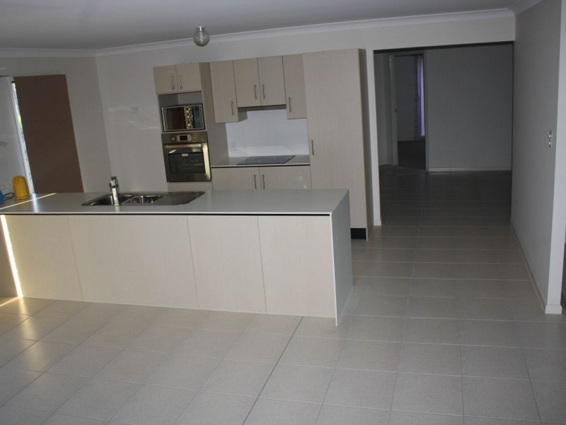 Kooralbyn QLD 4285