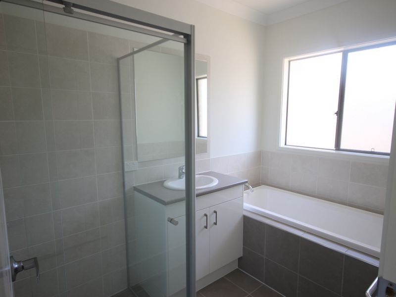 Kooralbyn QLD 4285