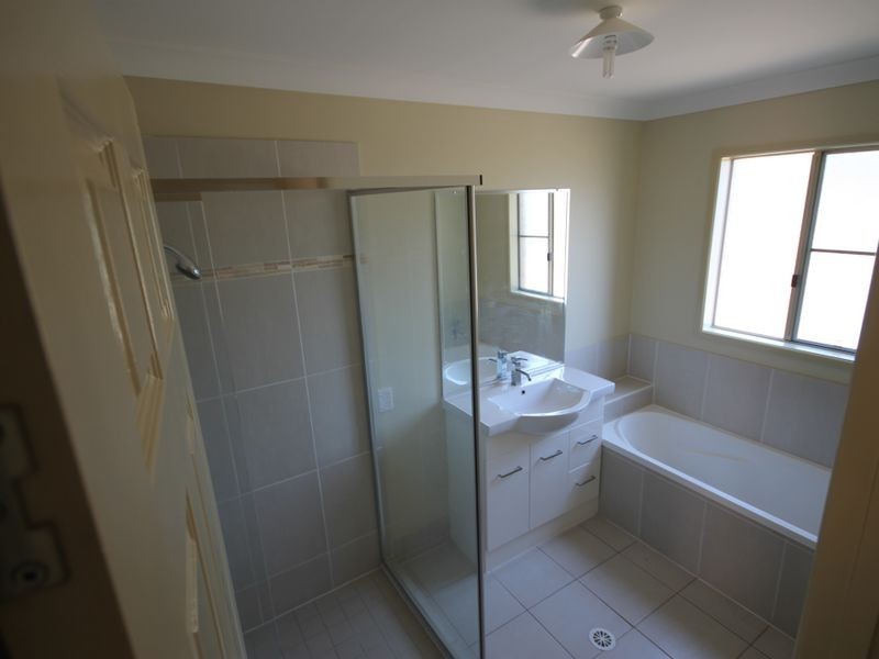 Kooralbyn QLD 4285
