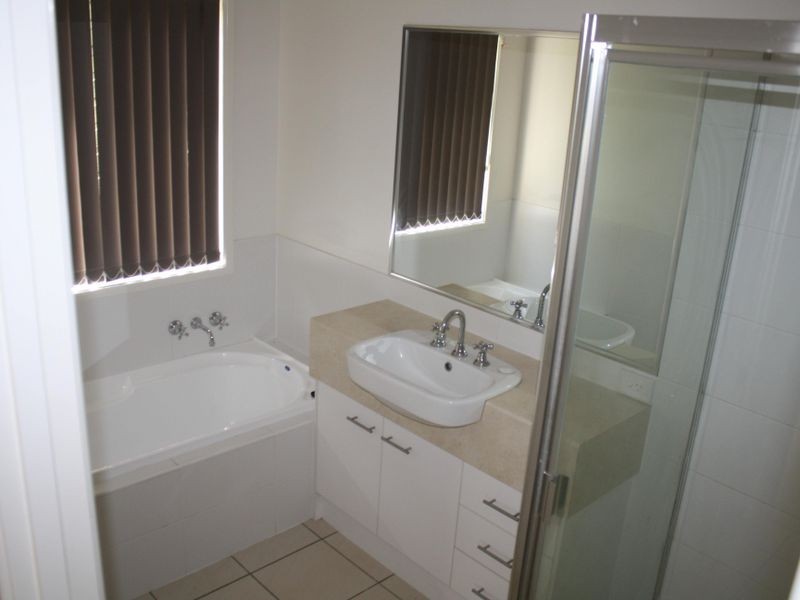 Kooralbyn QLD 4285