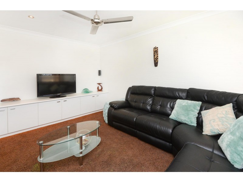 4 Waverider Cove, Safety Beach NSW 2456