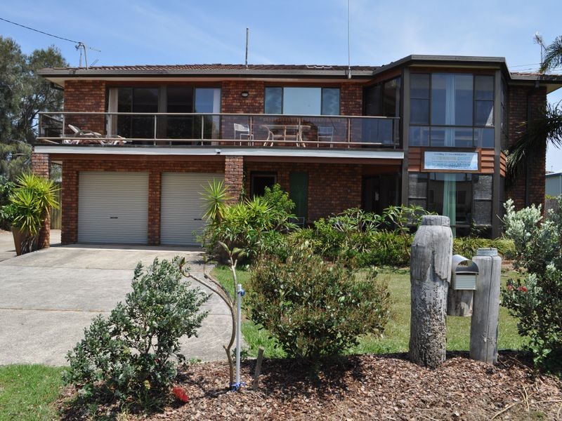 10 Third  Avenue, Arrawarra Headland NSW 2456