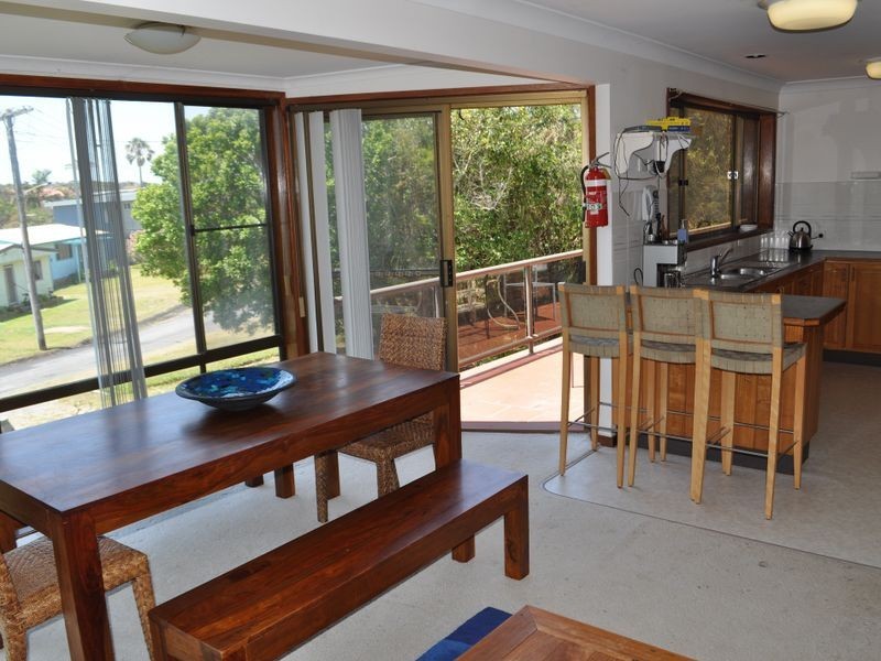 10 Third  Avenue, Arrawarra Headland NSW 2456