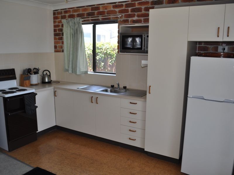 10 Third  Avenue, Arrawarra Headland NSW 2456