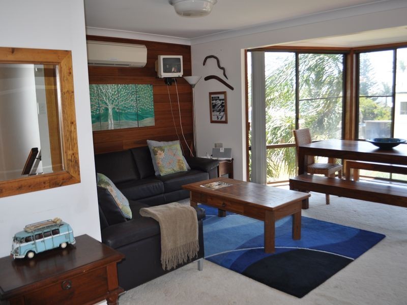 10 Third  Avenue, Arrawarra Headland NSW 2456