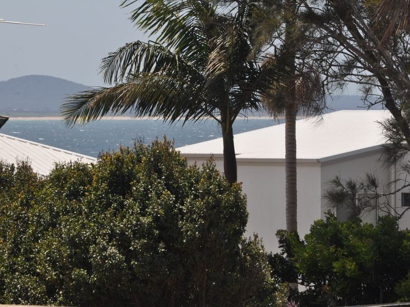 10 Third  Avenue, Arrawarra Headland NSW 2456