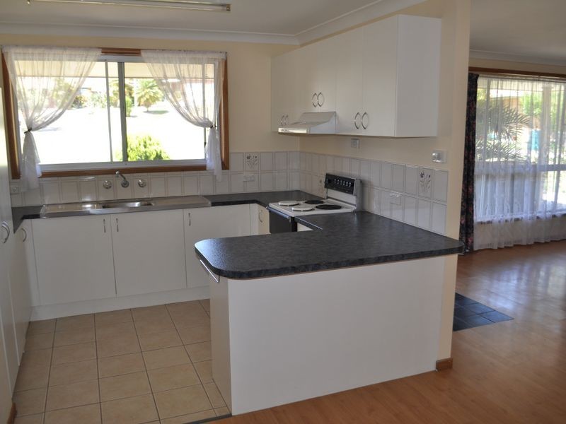 8 Smails Close, Woolgoolga NSW 2456