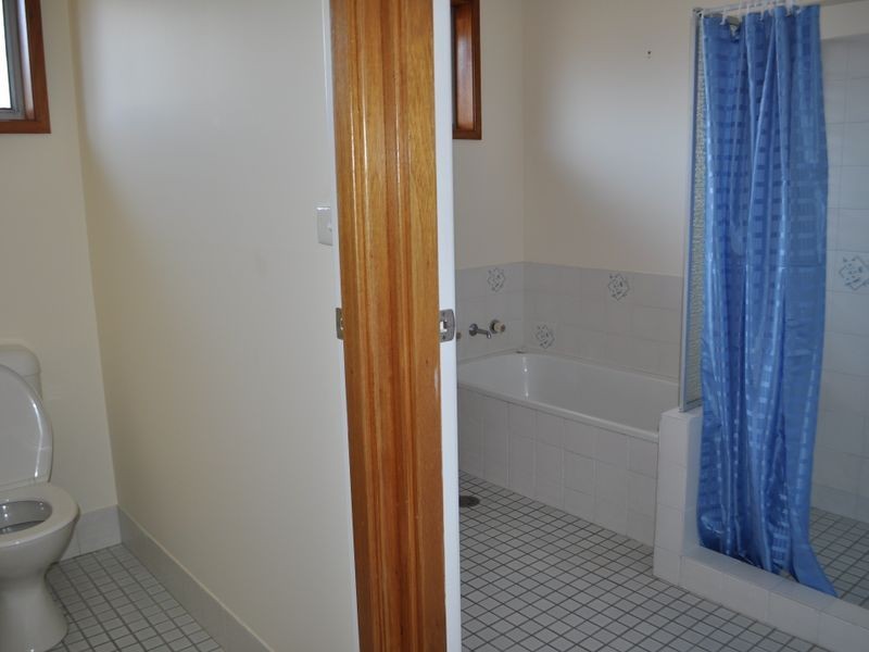 8 Smails Close, Woolgoolga NSW 2456