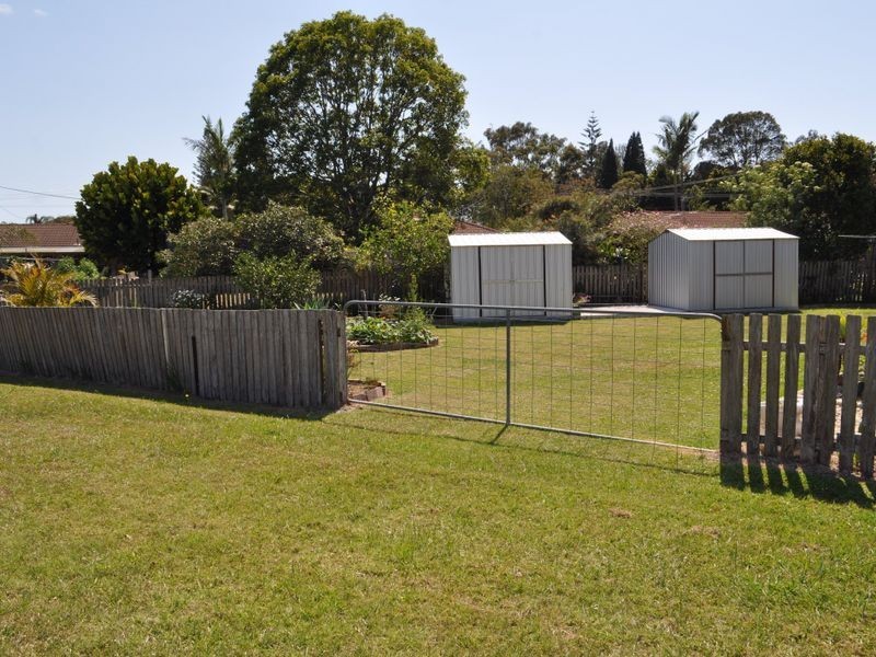 8 Smails Close, Woolgoolga NSW 2456