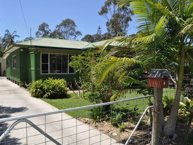 13 Graham Drive, Sandy Beach NSW 2456
