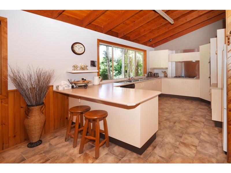 9 Redbox Crescent, Sandy Beach NSW 2456