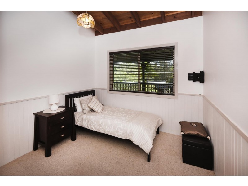 9 Redbox Crescent, Sandy Beach NSW 2456