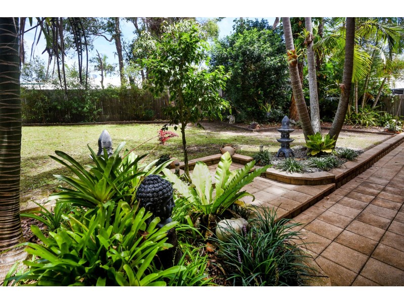 9 Redbox Crescent, Sandy Beach NSW 2456