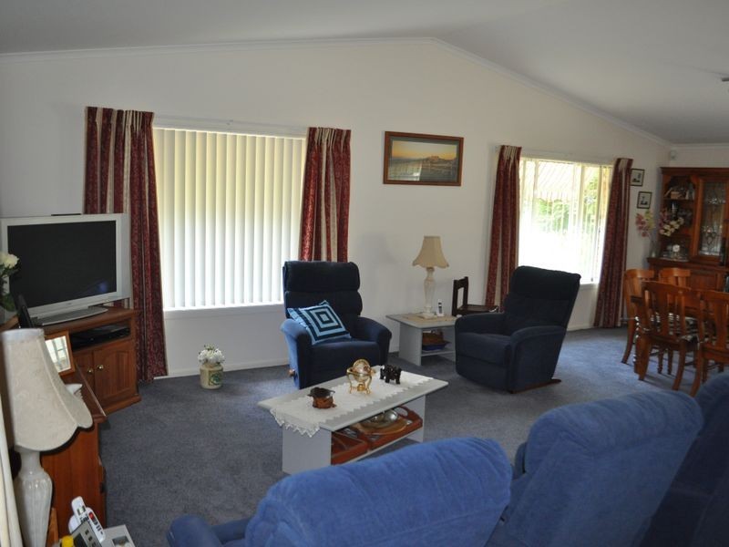 6 Ironbark Avenue, Sandy Beach NSW 2456