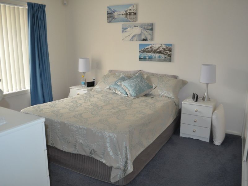 6 Ironbark Avenue, Sandy Beach NSW 2456