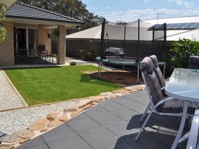 16 Seacrest Boulevard, Sandy Beach NSW 2456