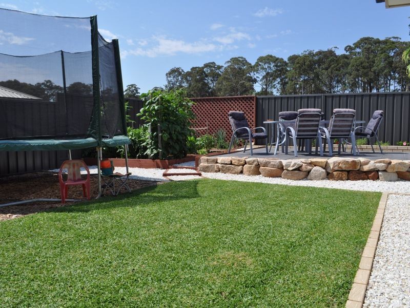 16 Seacrest Boulevard, Sandy Beach NSW 2456