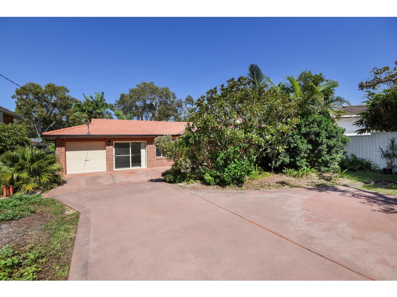 16 Primrose Avenue, Mullaway NSW 2456