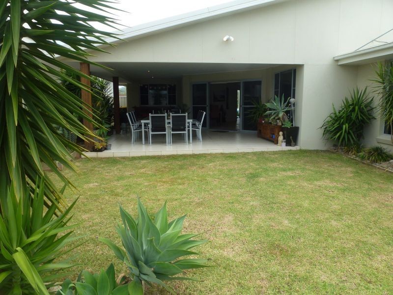 56 Newmans Road, Woolgoolga NSW 2456