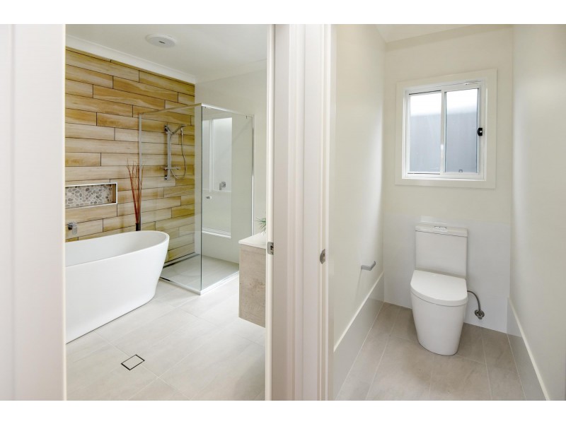 8 Neptune Close, Safety Beach NSW 2456