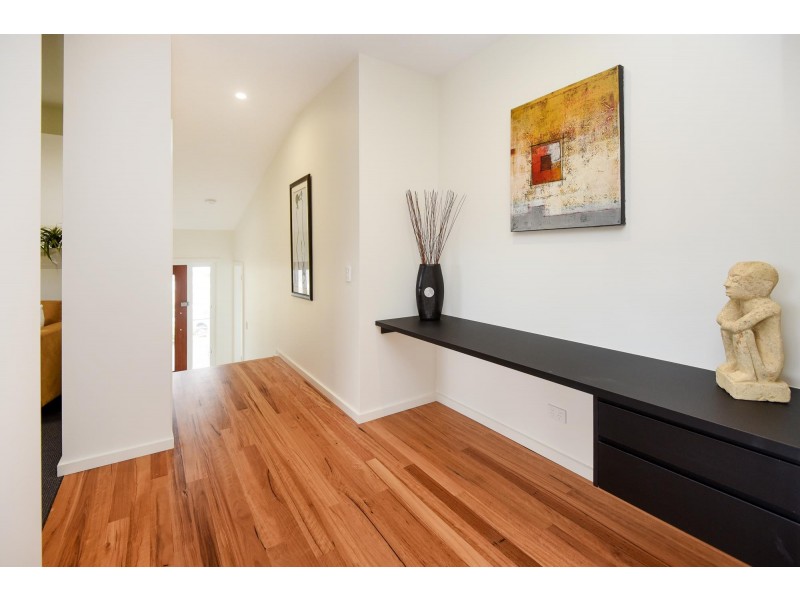 8 Neptune Close, Safety Beach NSW 2456
