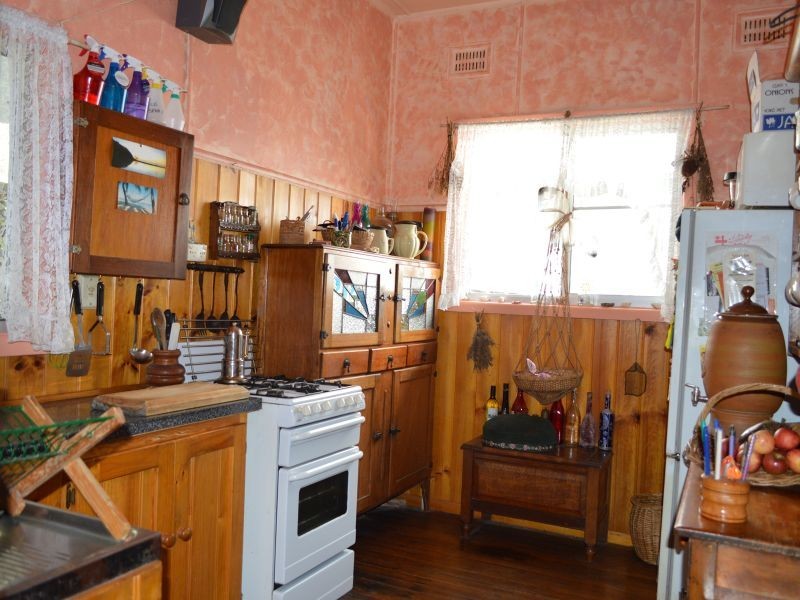 24 Gordon Street, Woolgoolga NSW 2456