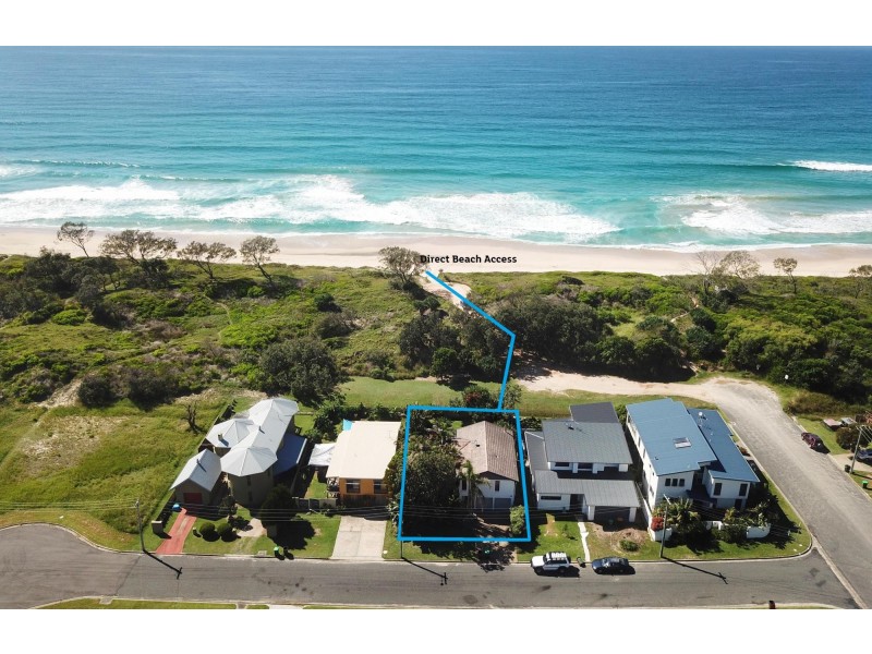 5 Andrews Close, Corindi Beach NSW 2456
