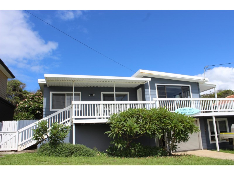 15 First Avenue, Arrawarra Headland NSW 2456