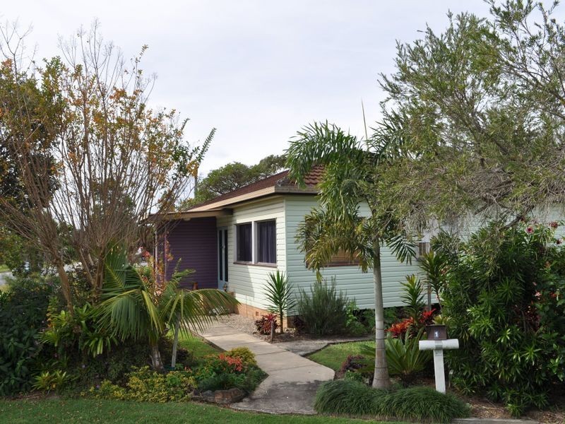 1 Mackay Street, Woolgoolga NSW 2456
