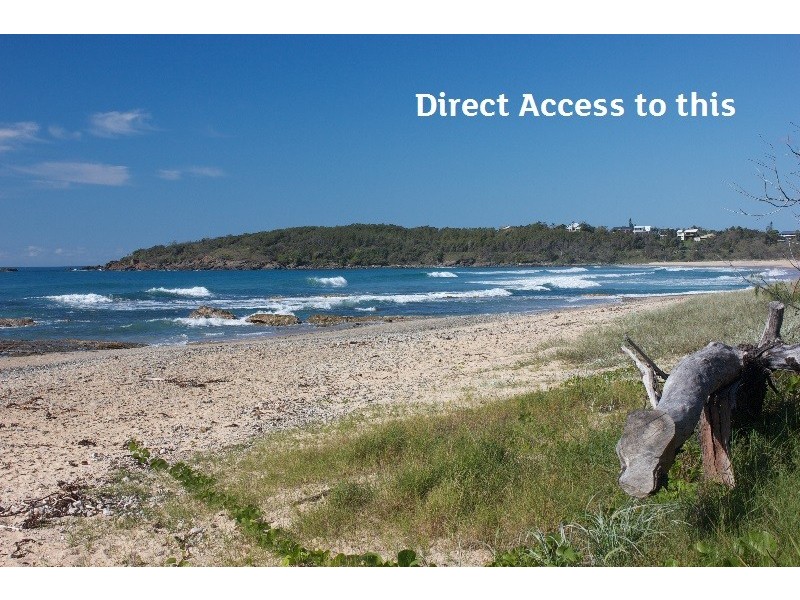 60 Arrawarra Road, Arrawarra Headland NSW 2456