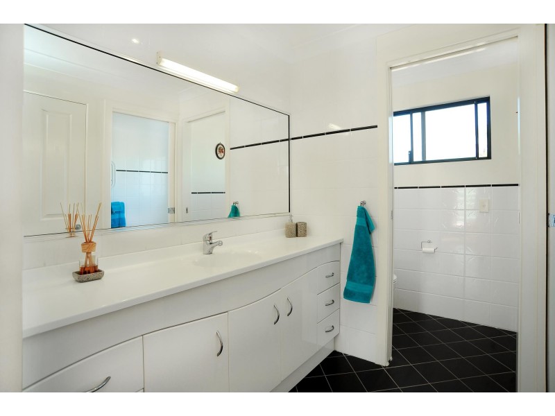 18 Maple Road, Sandy Beach NSW 2456