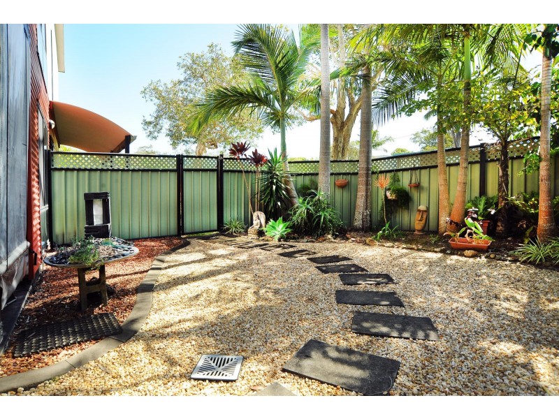 18 Maple Road, Sandy Beach NSW 2456