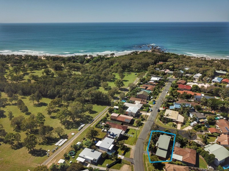 18 Maple Road, Sandy Beach NSW 2456