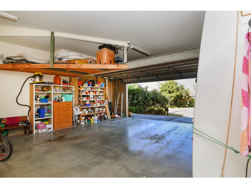 8 Blue Gum Avenue, Sandy Beach NSW 2456