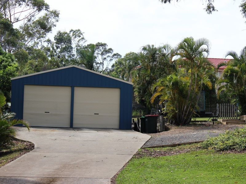 2 Azure Avenue, Emerald Beach NSW 2456