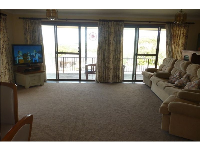 8 Houlahan Close, Woolgoolga NSW 2456