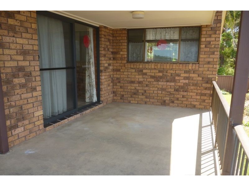 8 Houlahan Close, Woolgoolga NSW 2456