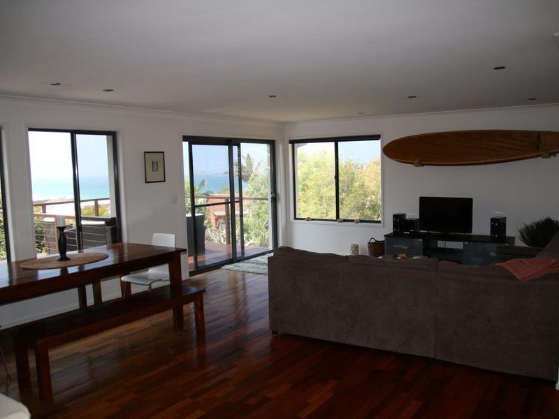 37 Dammeral Crescent, Emerald Beach NSW 2456