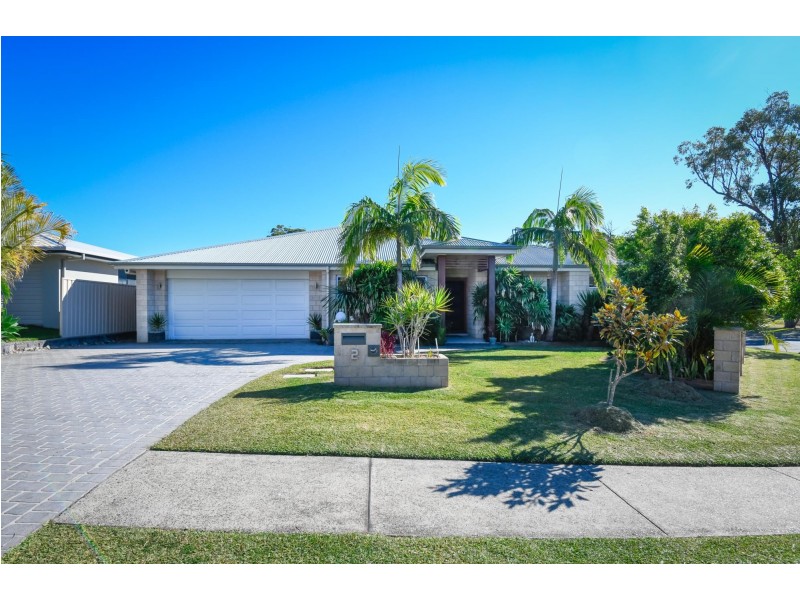 2 Admiralty Drive, Safety Beach NSW 2456