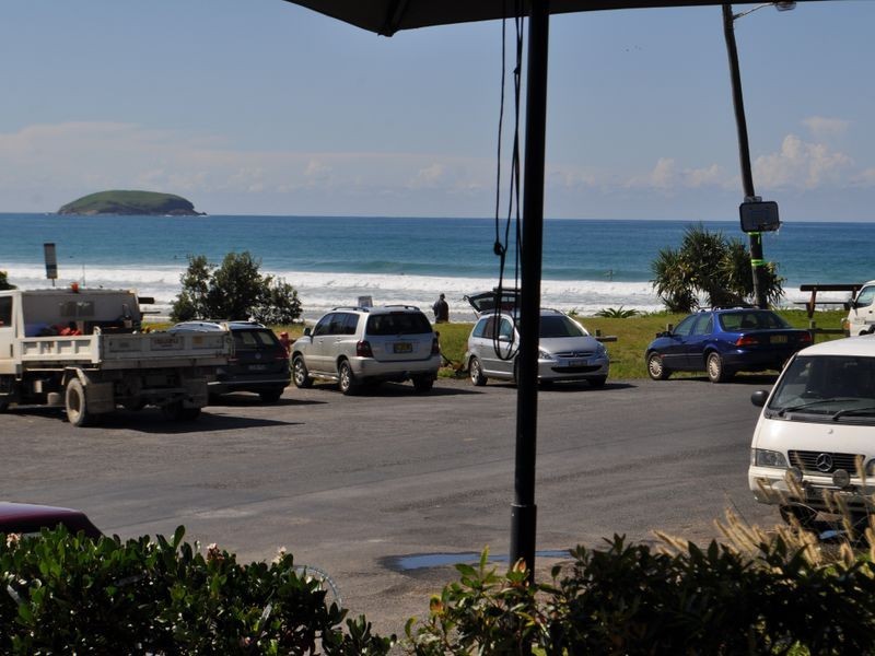 106 Bluff Road, Emerald Beach NSW 2456