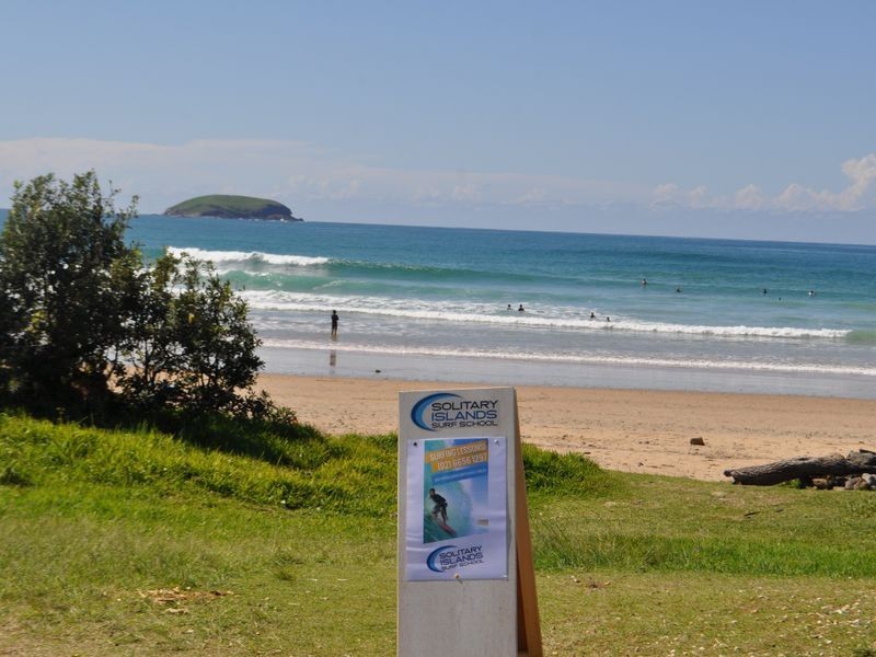 106 Bluff Road, Emerald Beach NSW 2456