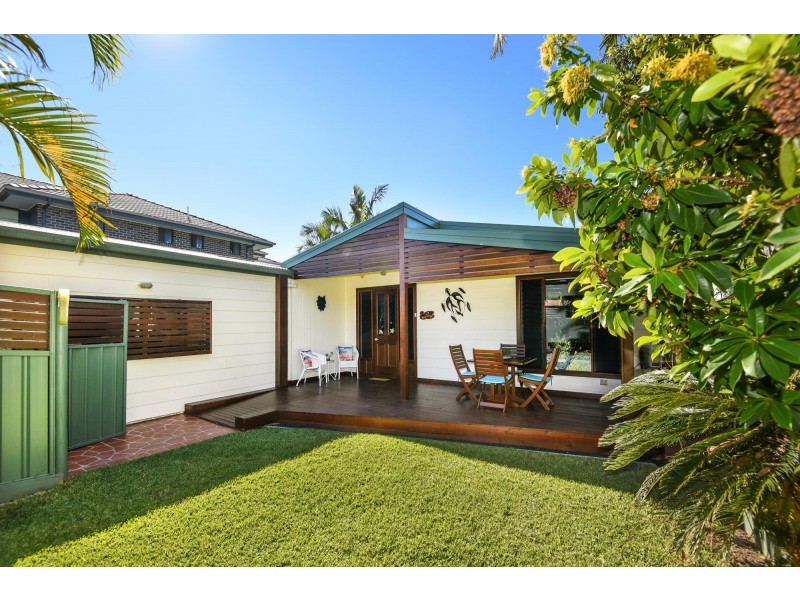 62 Ocean View Road, Arrawarra Headland NSW 2456