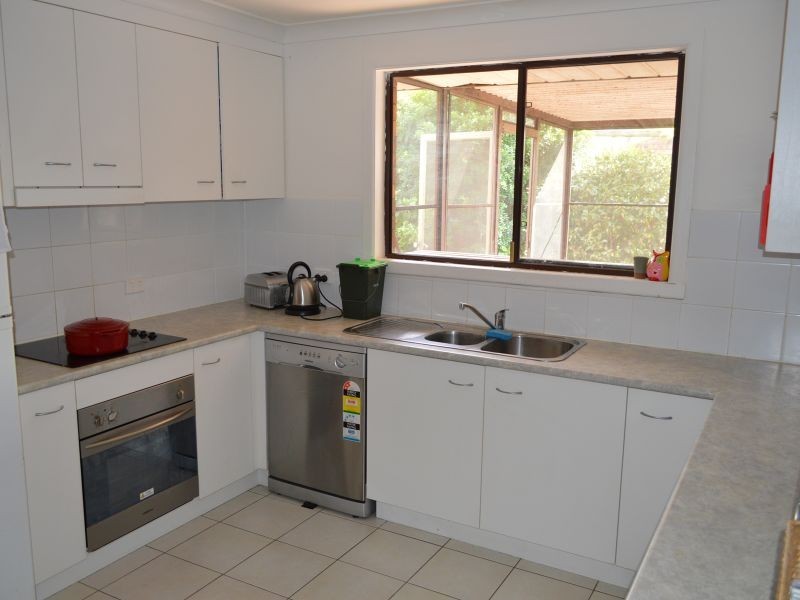17 Panorama Parade, Safety Beach NSW 2456